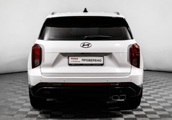 Подержанный автомобиль Hyundai Palisade 2022 года (6 фото)