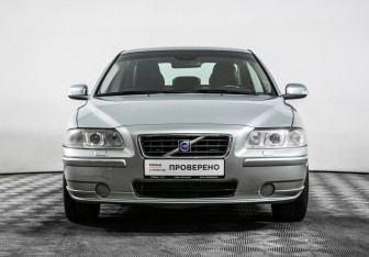 Подержанный автомобиль Volvo S60 2007 года (2 фото)