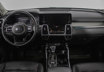 Подержанный автомобиль Kia Sorento 2020 года (14 фото)
