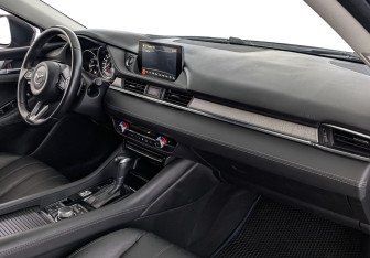 Подержанный автомобиль Mazda 6 Sedan 2019 года (13 фото)
