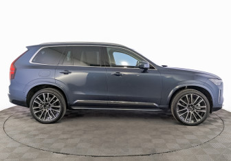 Новый Volvo XC90 2025 (4 фото)