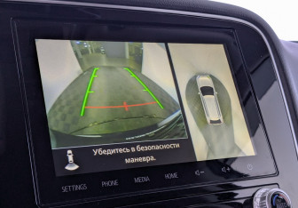 Подержанный автомобиль Mitsubishi Outlander 2020 года (17 фото)