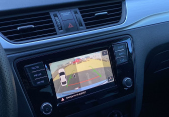 Подержанный автомобиль Skoda Rapid Liftback 2019 года (16 фото)