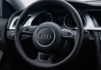 Подержанный автомобиль Audi A5 Liftback 2015 года (15 фото)