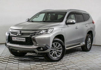 Подержанный автомобиль Mitsubishi Pajero Sport 2017 года (1 фото)