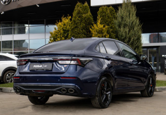 Подержанный автомобиль Omoda S5 GT 2023 года (4 фото)