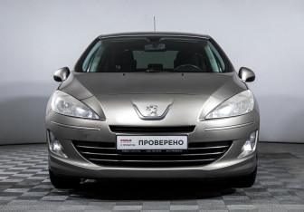 Подержанный автомобиль Peugeot 408 2013 года (2 фото)