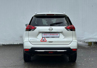 Подержанный автомобиль Nissan X-Trail 2019 года (6 фото)