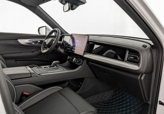 Новый GAC GS8 2025 (9 фото)