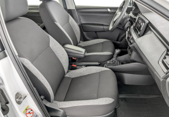 Подержанный автомобиль Skoda Rapid Liftback 2021 года (22 фото)