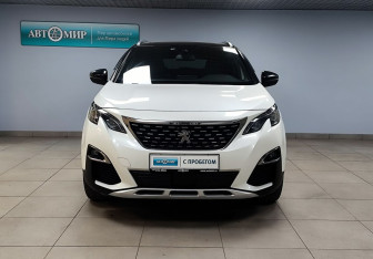 Подержанный автомобиль Peugeot 3008 2019 года (2 фото)