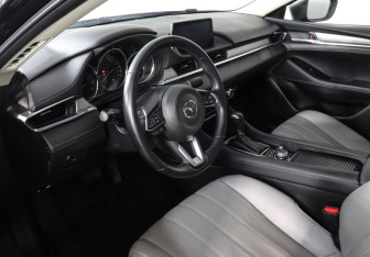 Подержанный автомобиль Mazda 6 Sedan 2020 года (9 фото)