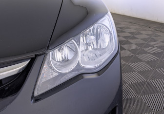 Подержанный автомобиль Honda Civic Sedan 2008 года (11 фото)