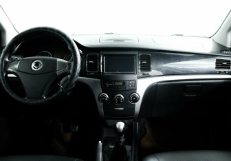 Подержанный автомобиль SsangYong Actyon 2013 года (6 фото)