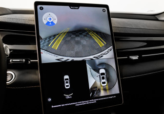 Подержанный автомобиль Geely Preface 2024 года (13 фото)