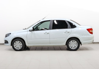 Подержанный автомобиль LADA (ВАЗ) Granta Sedan 2023 года (8 фото)