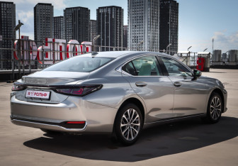Новый Lexus ES 2025 (5 фото)