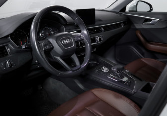 Подержанный автомобиль Audi A4 Sedan 2018 года (14 фото)