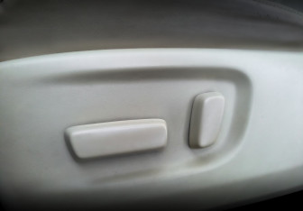 Подержанный автомобиль Toyota Alphard 2018 года (22 фото)