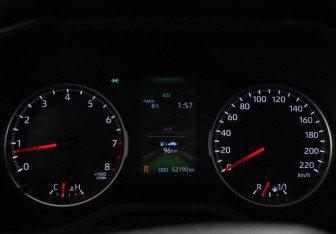 Подержанный автомобиль Toyota RAV4 2019 года (11 фото)