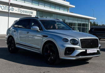 Подержанный автомобиль Bentley Bentayga 2023 года (3 фото)