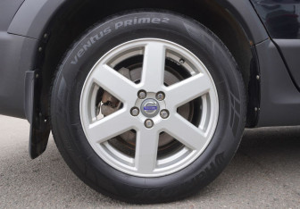 Подержанный автомобиль Volvo XC70 2008 года (9 фото)
