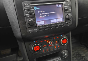 Подержанный автомобиль Nissan Qashqai 2010 года (14 фото)