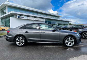 Подержанный автомобиль Audi A4 Sedan 2021 года (4 фото)