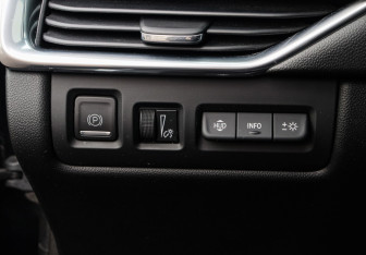 Подержанный автомобиль Cadillac XT4 2020 года (21 фото)