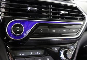 Подержанный автомобиль Changan Alsvin 2023 года (13 фото)