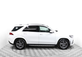 Подержанный автомобиль Mercedes-Benz GLE 2019 года (4 фото)