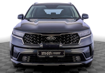 Подержанный автомобиль Kia Sorento 2021 года (2 фото)