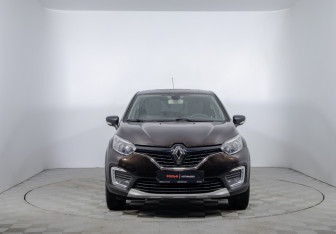 Подержанный автомобиль Renault Kaptur 2019 года (2 фото)