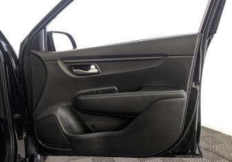 Подержанный автомобиль Kia Rio Hatchback 2022 года (25 фото)