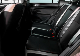 Подержанный автомобиль Volkswagen Tiguan 2021 года (12 фото)