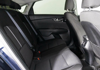 Подержанный автомобиль Kia Cerato Sedan 2020 года (23 фото)