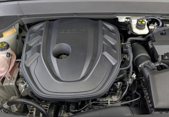 Подержанный автомобиль Geely Monjaro 2024 года (9 фото)