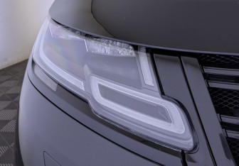 Подержанный автомобиль Land Rover Range Rover Velar 2018 года (11 фото)