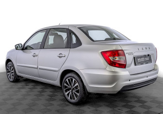 Подержанный автомобиль LADA (ВАЗ) Granta Sedan 2022 года (7 фото)