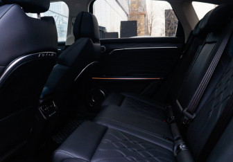 Подержанный автомобиль Voyah Free 2021 года (9 фото)