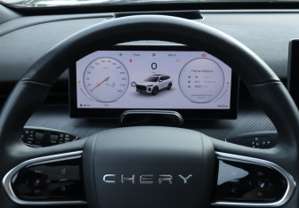 Подержанный автомобиль Chery Tiggo 9 2024 года (11 фото)