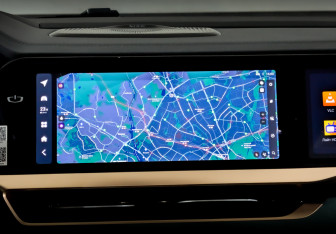 Подержанный автомобиль Geely Monjaro 2023 года (15 фото)