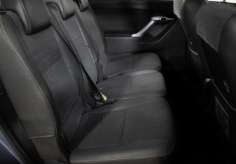 Подержанный автомобиль Toyota Verso 2012 года (10 фото)