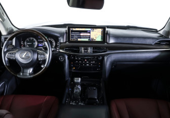 Подержанный автомобиль Lexus LX 2016 года (16 фото)