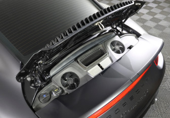 Подержанный автомобиль Porsche 911 Coupe 2016 года (11 фото)