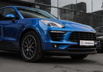 Подержанный автомобиль Porsche Macan 2017 года (10 фото)
