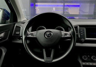 Подержанный автомобиль Skoda Karoq 2020 года (14 фото)