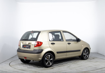 Подержанный автомобиль Hyundai Getz 2010 года (5 фото)