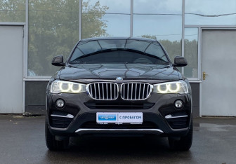 Подержанный автомобиль BMW X4 2014 года (2 фото)