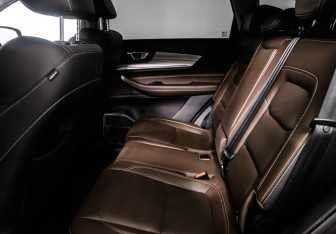 Подержанный автомобиль Chery Tiggo 8 Pro 2021 года (12 фото)